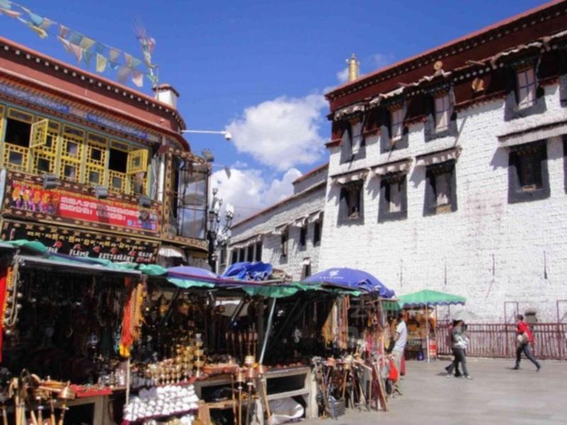 Tashitakge Hotel Lhasa Exterior photo